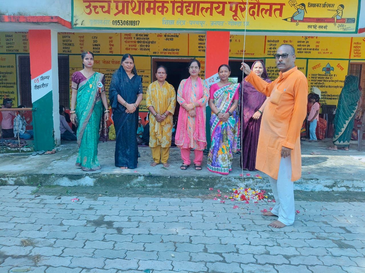 ध्वजारोहण के साथ हर्षोल्लास से मनाया गया स्वतंत्रता दिवस