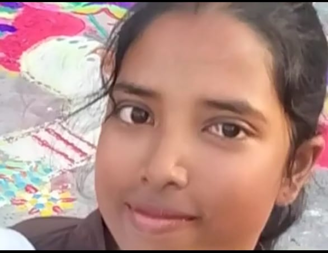 परसपुर गोंडा की एक और इंटरमीडिएट की  होनहार छात्रा ने जिले में लहराया परचम