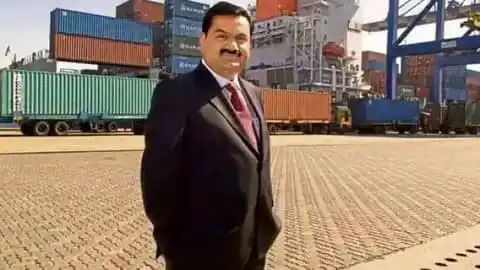 जैफ बेजॉस को पछाड़ सकते हैं गौतम अदानी।