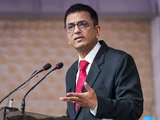 IIT स्टूडेंट्स के सुसाइड पर CJI का दर्द:बोले- पता नहीं हमारे संस्थान कहां गलती कर रहे, बच्चों के पेरेंट्स का सोचकर दिल दुखता है