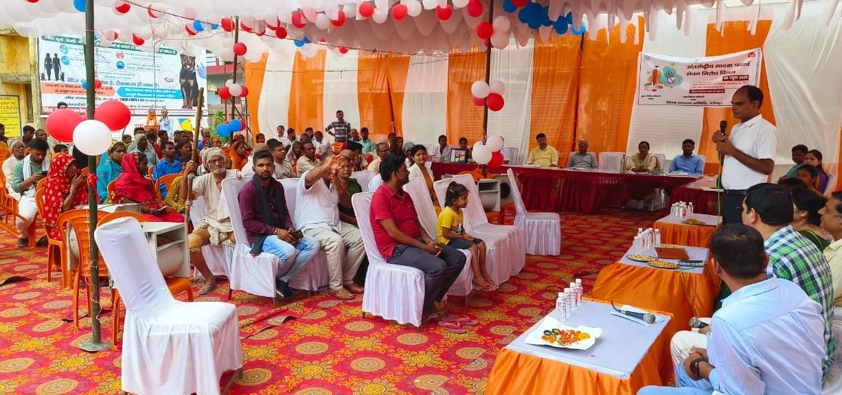 गोंडा : सामुदायिक स्वास्थ्य केंद्र पर राष्ट्रीय मानसिक स्वास्थ्य शिविर का हुआ आयोजन