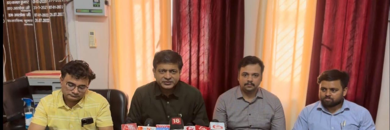 जिला चिकित्सालय, मीरजापुर मे हुई स्पाईन की प्रथम सर्जरी.....