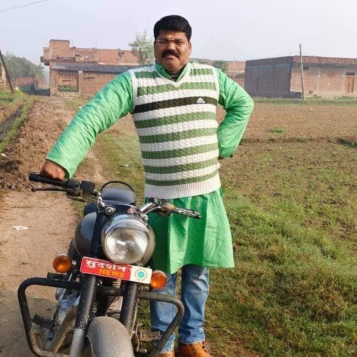 जौनपुर में सुदर्शन न्यूज़ पत्रकार आशुतोष श्रीवास्तव की सरे आम गोलियों से  की गई हत्या... 13.05.2024