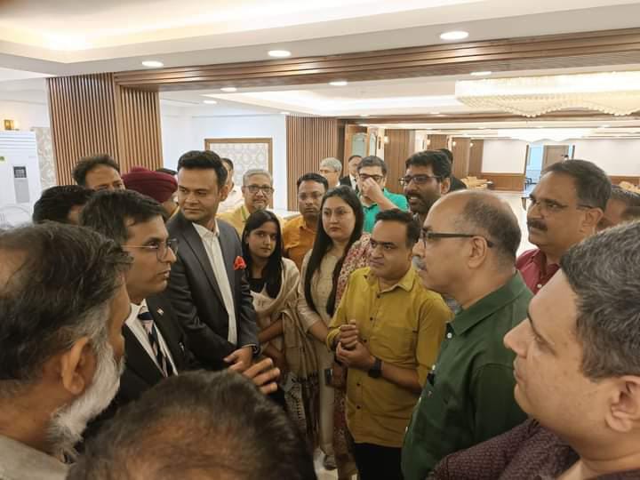 अब सुप्रीम कोर्ट कवर करने वाले पत्रकारों को नहीं होगी LLB डिग्री की जरुरत.....